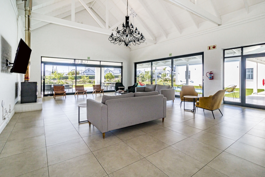 4 Bedroom Property for Sale in Aan de Wijnlanden Western Cape